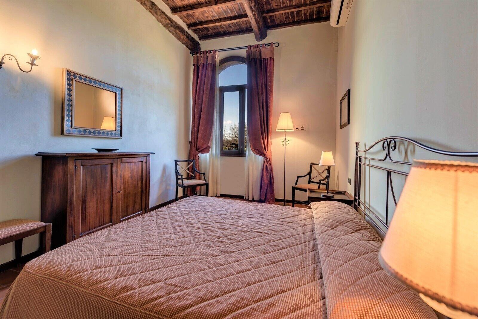 Agriturismo Antico Borgo Poggitazzi Террануова-Браччоліні Екстер'єр фото