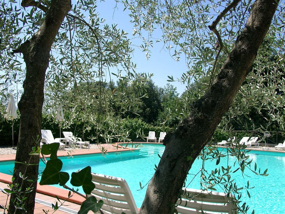 Agriturismo Antico Borgo Poggitazzi Террануова-Браччоліні Екстер'єр фото